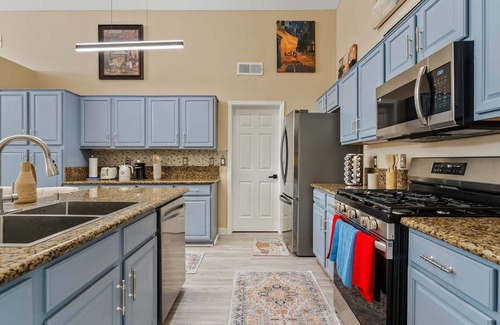 East Mesa House | Luxe Mesa Home w/Pool, Yard, Game Room