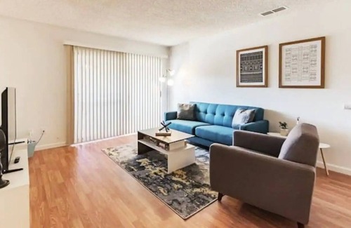 Redlands Apartment | Luxe Modern Getaway in the Heart of Redlands! (CDC Safe)