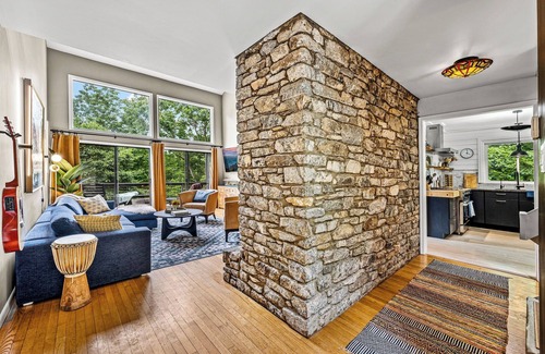 Black Mountain House | Luxe Mountain Home: Hot Tub, Sauna, Firepit, Games