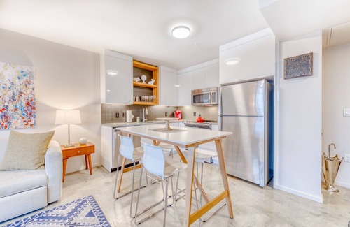 Uptown Condo | Luxe new-build in NW with bridge views & amazing walkable locale