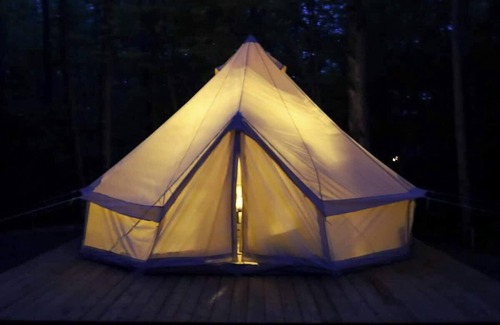 Miller Lake House | Luxe “Palm” Glamping Tent | Close to Grotto