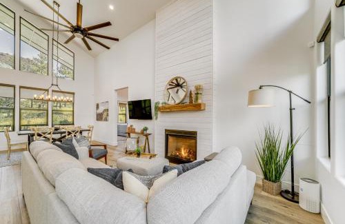 Pine House | Luxe Pine Home with Tonto National Forest Access!