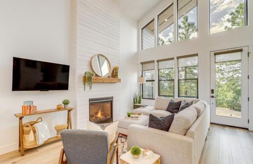 Pine House | Luxe Pine Home with Tonto National Forest Access!