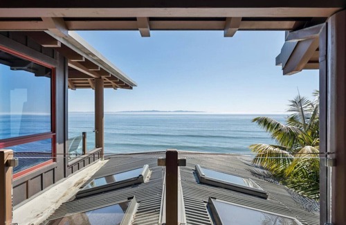 Santa Barbara Apartment | Luxe Private Oceanfront Villa (Beachfront)