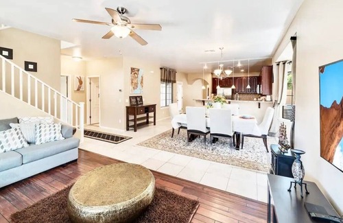 Maricopa House | Luxe Private Pool Getaway by Copper Sky Complex!