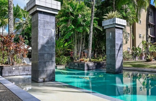 Westcourt Apartment | Luxe Resort - 9 Pools, Gym & free parking