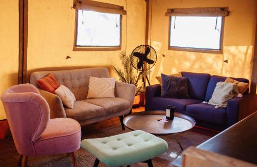 Grou Other | Luxe safaritent op watersportcamping