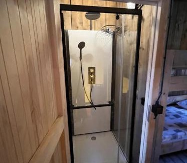 Grou Other | Luxe safaritent op watersportcamping