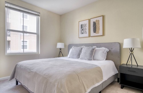 San Bruno Apartment | Luxe San Bruno 3BR w/ Pool, W/D & Gym, easy highway access, by Blueground
