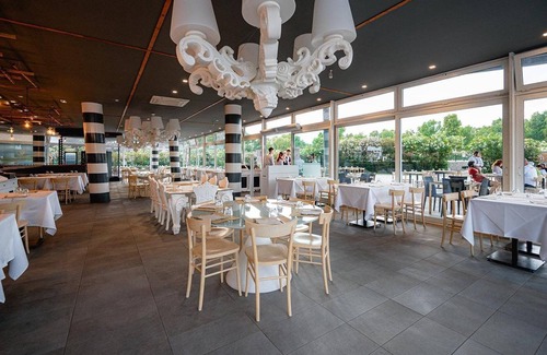 Zona XXXIV Casal Palocco Ski Chalet | Luxe Sanitary XL 6 Pers. Villatent at brand new 4-star campsite Capital Roma