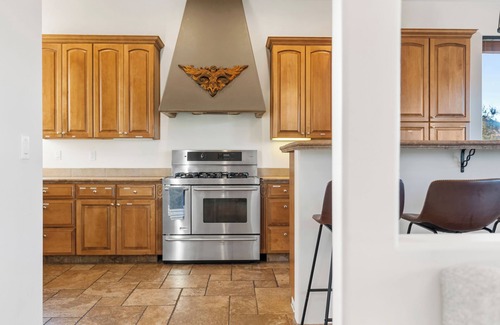 Oak Creek House | Luxe Sedona Retreat, Grand Views, Expansive Property on 1+ Acre Lot