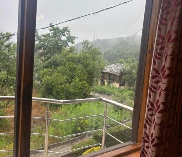 Manali Hotel | Luxe Signature