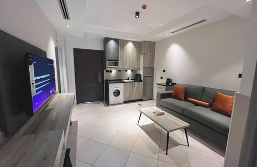 Ash Shumaysani Apartment | Luxe Stay! Amman City Vibes