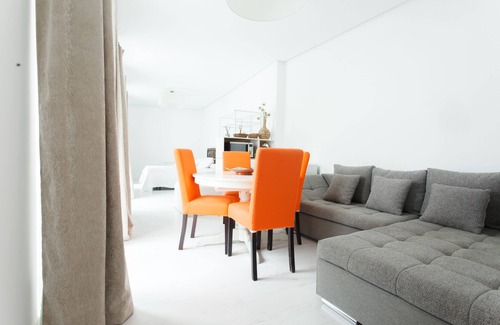 San Francisco-Ribera Apartment | Luxe Suite with Patio and Jacuzzi