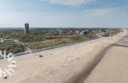 Domburg Apartment | Luxe Tinyhouse Domburg, midden in het centrum en toch rustig gelegen
