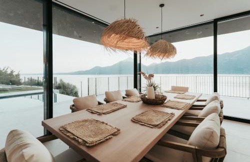 Brenzone sul Garda Villa | LUXE VISTA Lakeside Villa Brenzone