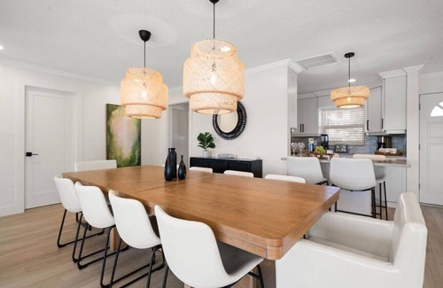 St. Petersburg - Clearwater House | Luxe Waterfront Villa: Pool, Hot Tub, Golf Cart