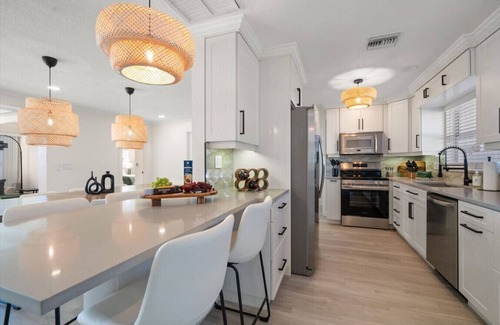 St. Petersburg - Clearwater House | Luxe Waterfront Villa: Pool, Hot Tub, Golf Cart