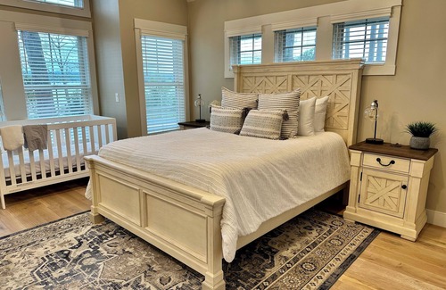Laconia House | Luxe waterfront on Paugus Bay w/PVT Dock, Fireplace, Pvt Deck, Sonos, Sleeps 10