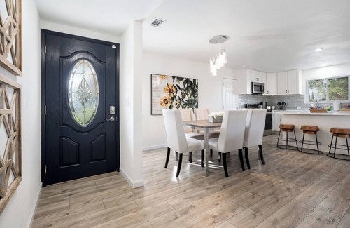 Concord House | LuxoStays | ! Modern 4BR w/Backyard & Nr HWY