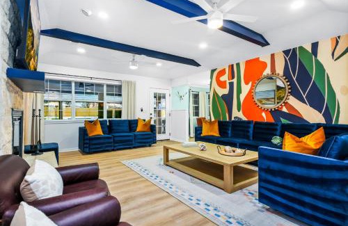 Fredericksburg House | Luxpoolpickleballgolfsleeps205min To Main