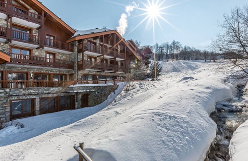 Saint-Martin-de-Belleville Apartment | Luxurious Duplex, 10 Guests, Ski-in/Ski-out, Spa, Pool, Gym, Garage, WiFi