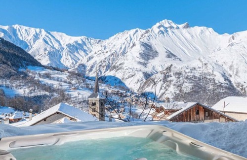 Saint-Martin-de-Belleville Ski Chalet | Luxury chalet with hot tub, sauna, and cinema
