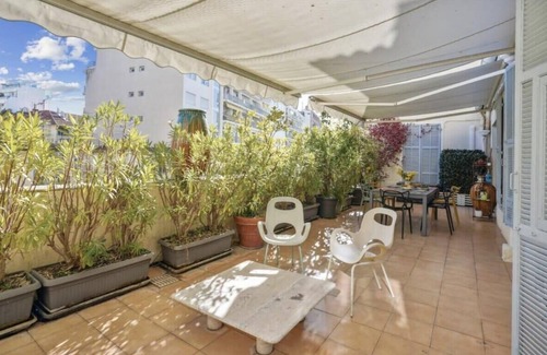 Gambetta Apartment | Luxueux appartement avec terrasse et parking