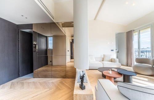 L'Europe Apartment | Luxueux Appartement Haussmannien avec Vue sur Paris