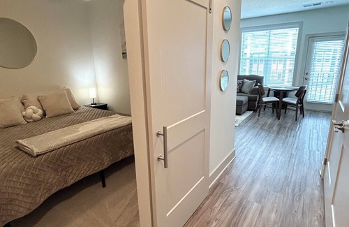Waukee Apartment | Luxurious 1-bedroom apartment in superb Waukee with gym & game room
