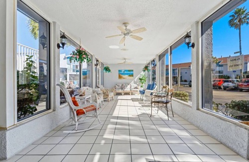 Madeira Beach Condo | Luxurious 1BR, 1BA Condo: Madeira Beach