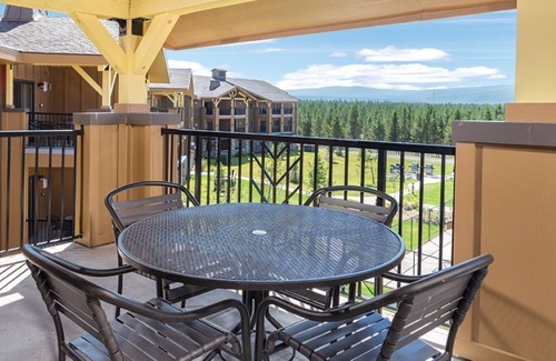 West Yellowstone Condo | Luxurious 2 bedroom twin condo at entrance to Yellowstone NP