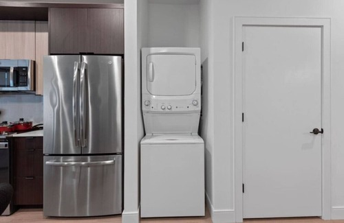 Pendleton Apartment | Luxurious 2 Bed Suite—in OTR Cincinnati!
