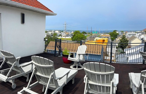 Seaside Heights Condo | Luxurious 2 bedroom, 2 Bath Multi Level Condo with Roof Top Terrace