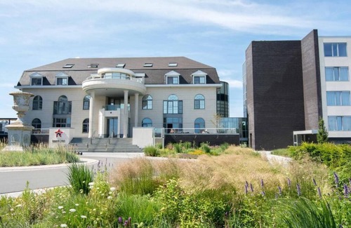Middelkerke Apartment | Luxurious 2-bedroom apartment on the sportiest park of the coast