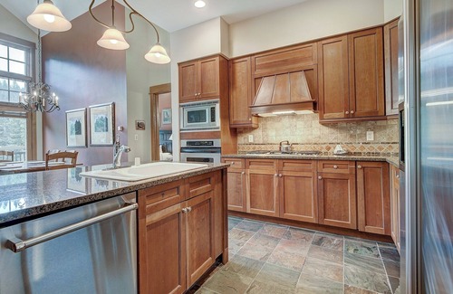 River Run Condo | Luxurious 2 BR in River Run Village with Ski in ski out- No Cleaning Fee by RedAwning