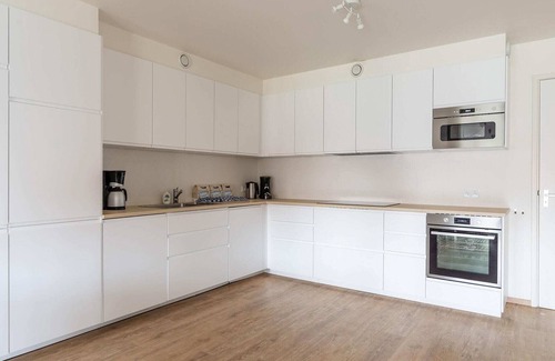 Nes Apartment | Luxurious 24-person apartment on Ameland