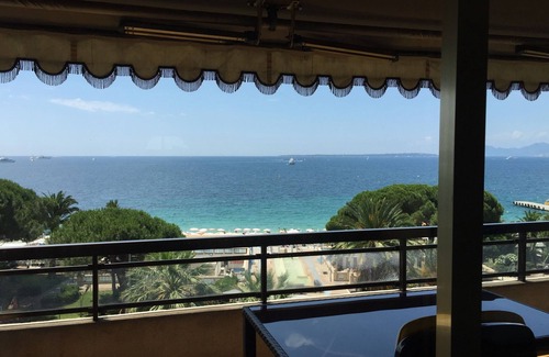 Juan-les-Pins Apartment | Luxurious 2P seaside Clim floor panoramic view parking residence prestige