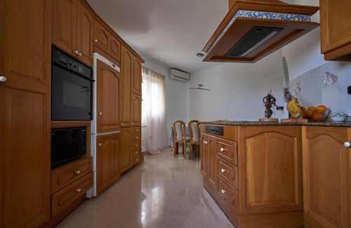 Denia Ski Chalet | Luxurious 3 bedroom villa with stunning panoramic views in Denia
