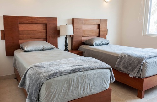 La Isla House | Luxurious 3 bedroom + Villa in Isla Dorada