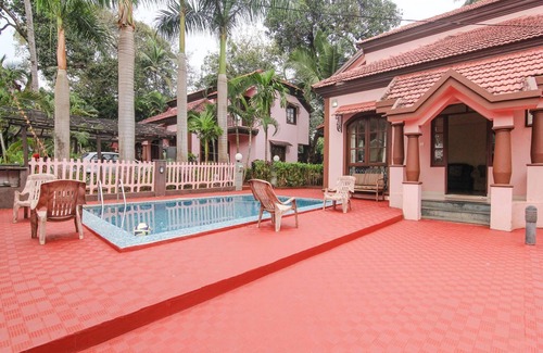 Guirim Villa | LUXURIOUS 3BHK VILLA WITH SWIMMING POOL