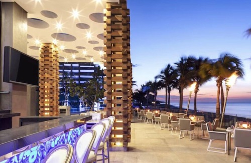 El Tezal Resort | Luxurious 4,198 sq ft OCEANFRONT SUITE. 3 bdrm, 3.5 bath, SPRING BREAK 2026
