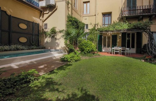 Novoli - San Donato Apartment | Luxurious 4-Bedroom Apartment with Garden and Pool in the Heart of Florence