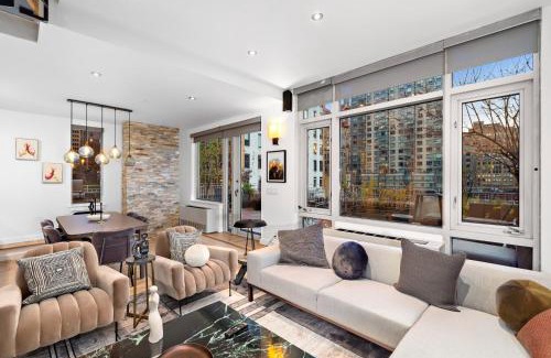 Midtown West Apartment | Luxurious 4 BR Penthouse
