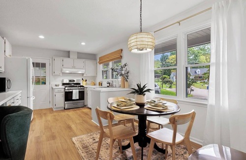 North Hills House | Luxurious 4BD near Downtown and RDU, with sunroom, theatre, games, & more!