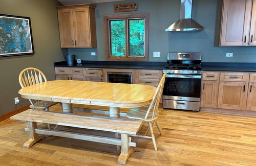 Eagle River House | Luxurious 5-Bed, 5-Bath Lakefront Home on Catfish Lake, Eagle River, WI