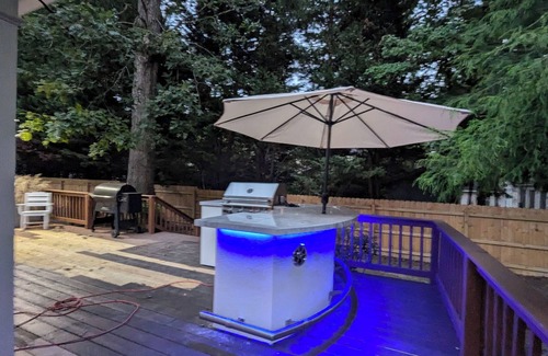 Central Newport News Villa | Luxurious 5-bedroom executive home in premier Newport News neighborhood.