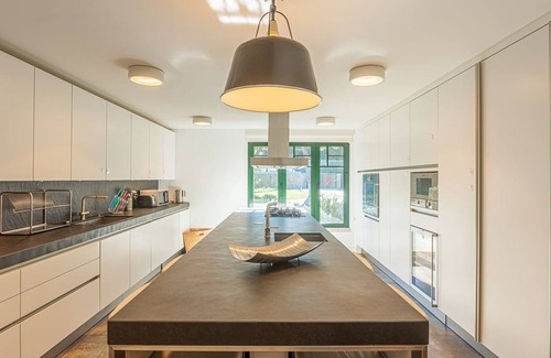 Vilamoura Villa | Luxurious 5-Bedroom Villa in Vilamoura | Villa Adelaide | Games Room | Ideal.
