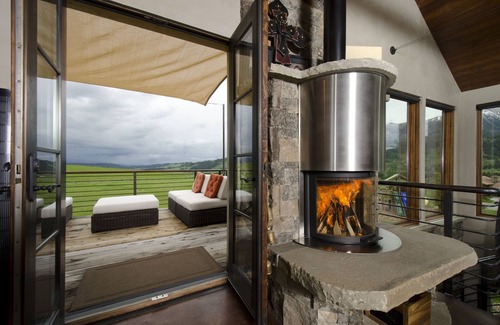 Bozeman House | Luxurious 60 Acre Ranch Compound In The Heart Of Beautiful Bridger Canyon