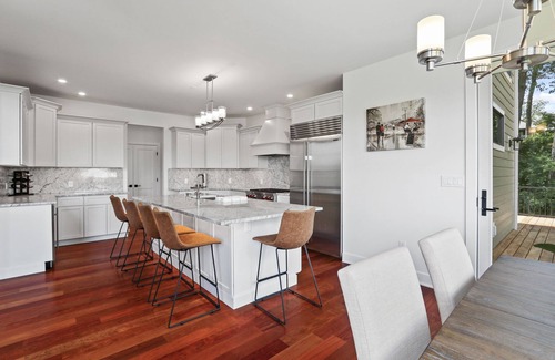 Crown Point House | Luxurious 7000 SqFt Mansion, Chef’s Kitchen, 800 SqFt Deck, 1200 SqFt Patio
